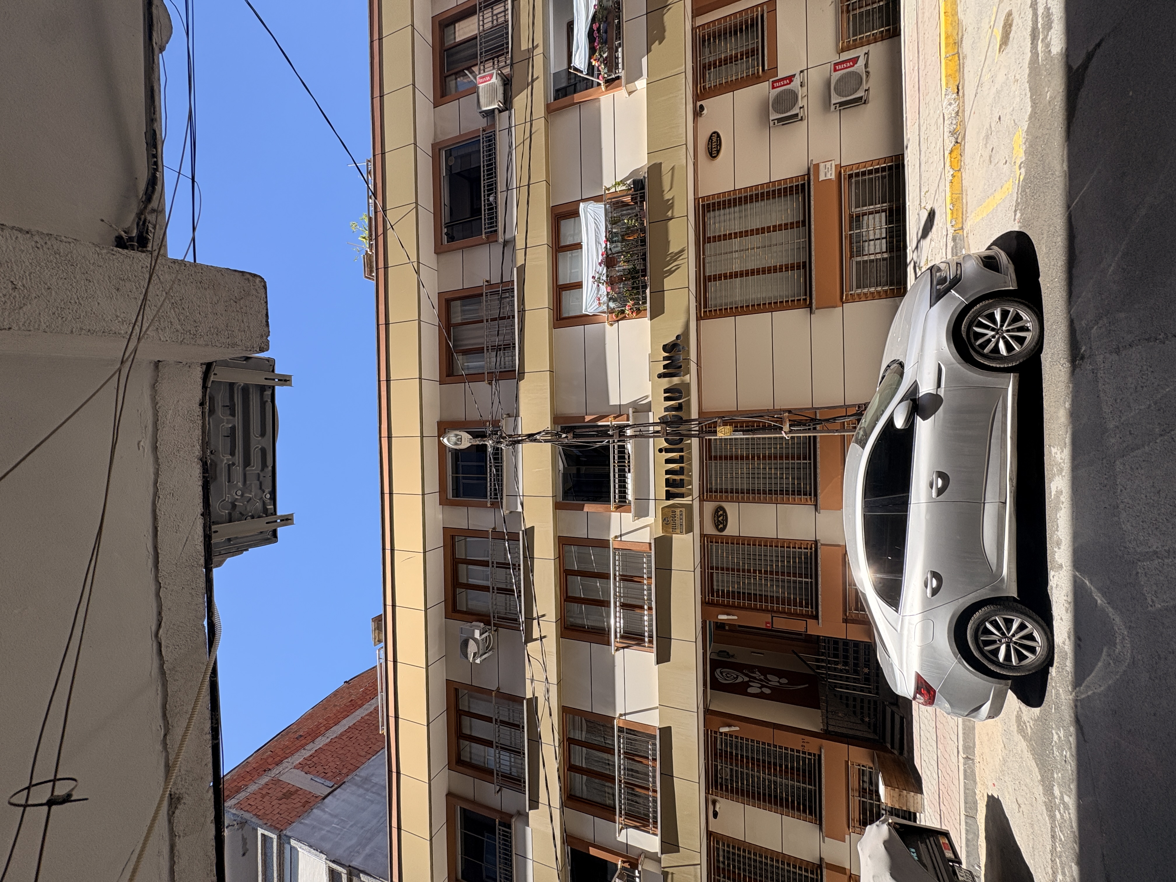 Efetemiz ve Yay Apartmanları - Küçükçekmece İstanbul inşaat projesi